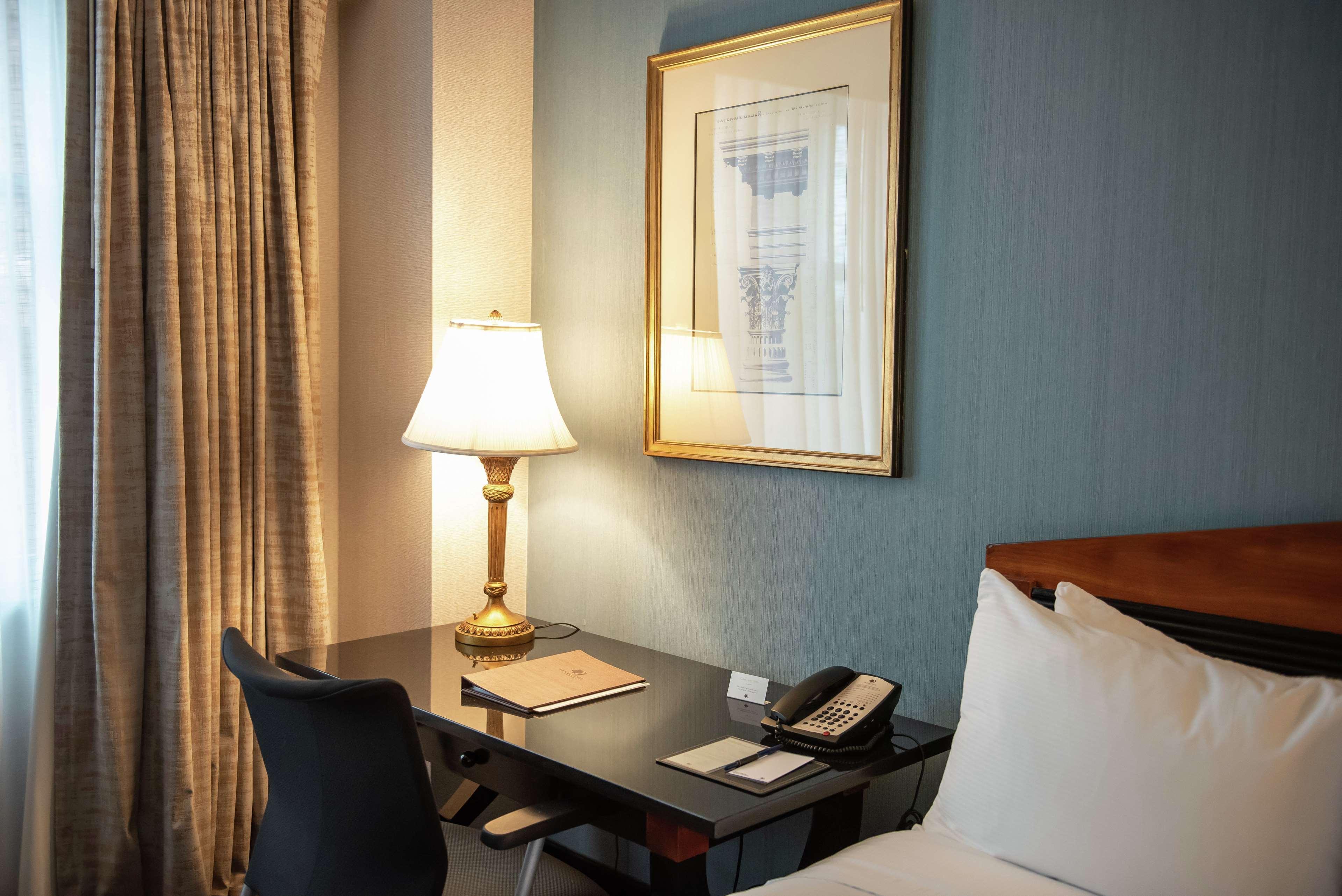 Inn At The Colonnade Baltimore - A Doubletree By Hilton Hotel Bagian luar foto