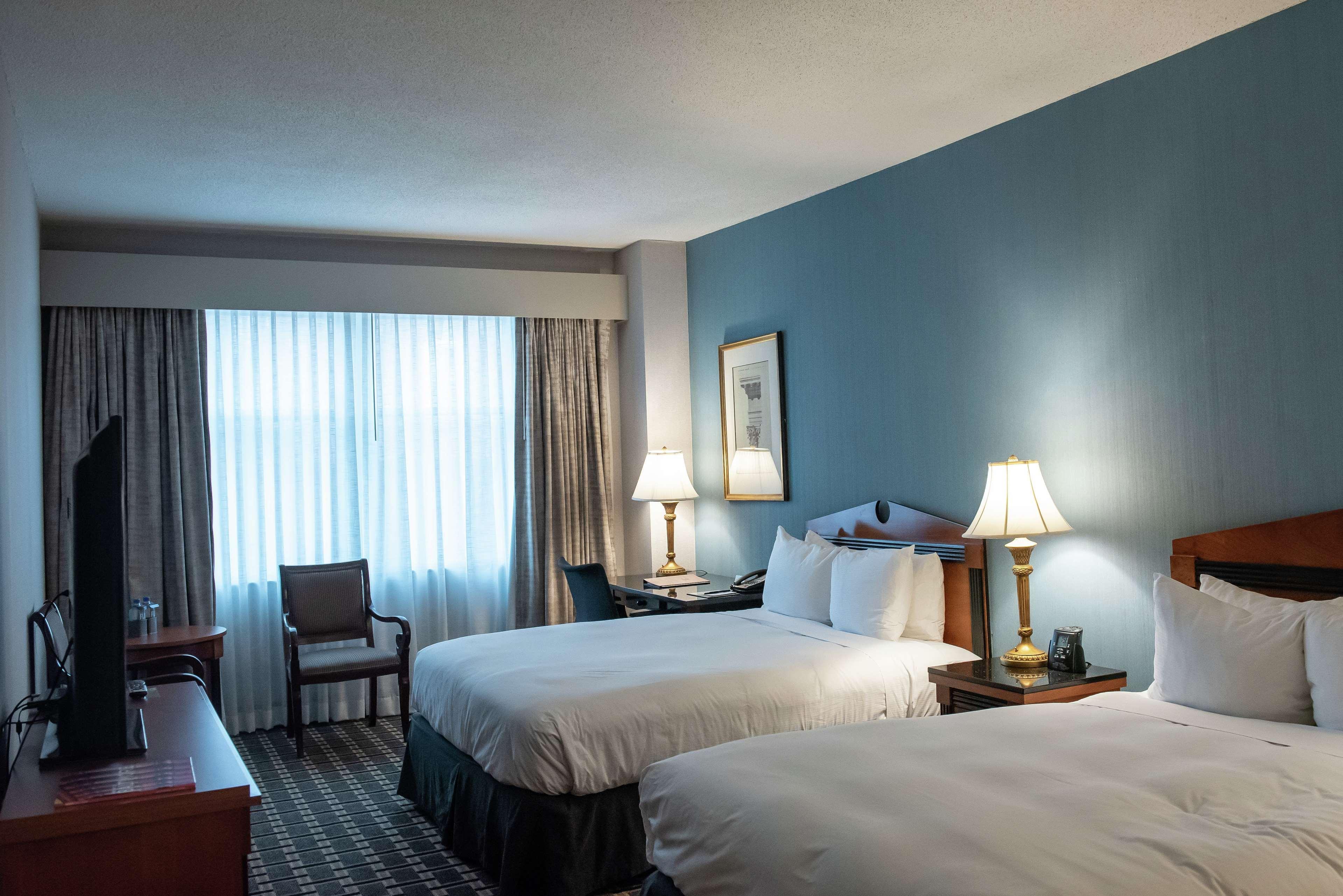Inn At The Colonnade Baltimore - A Doubletree By Hilton Hotel Bagian luar foto
