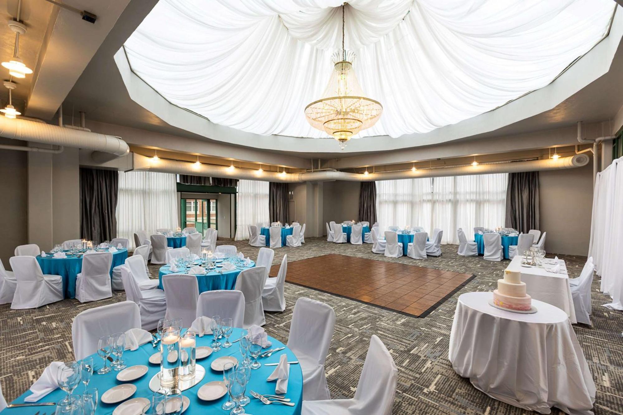 Inn At The Colonnade Baltimore - A Doubletree By Hilton Hotel Bagian luar foto