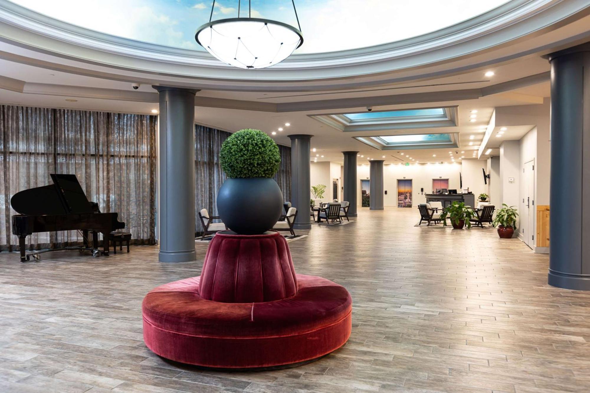 Inn At The Colonnade Baltimore - A Doubletree By Hilton Hotel Bagian luar foto