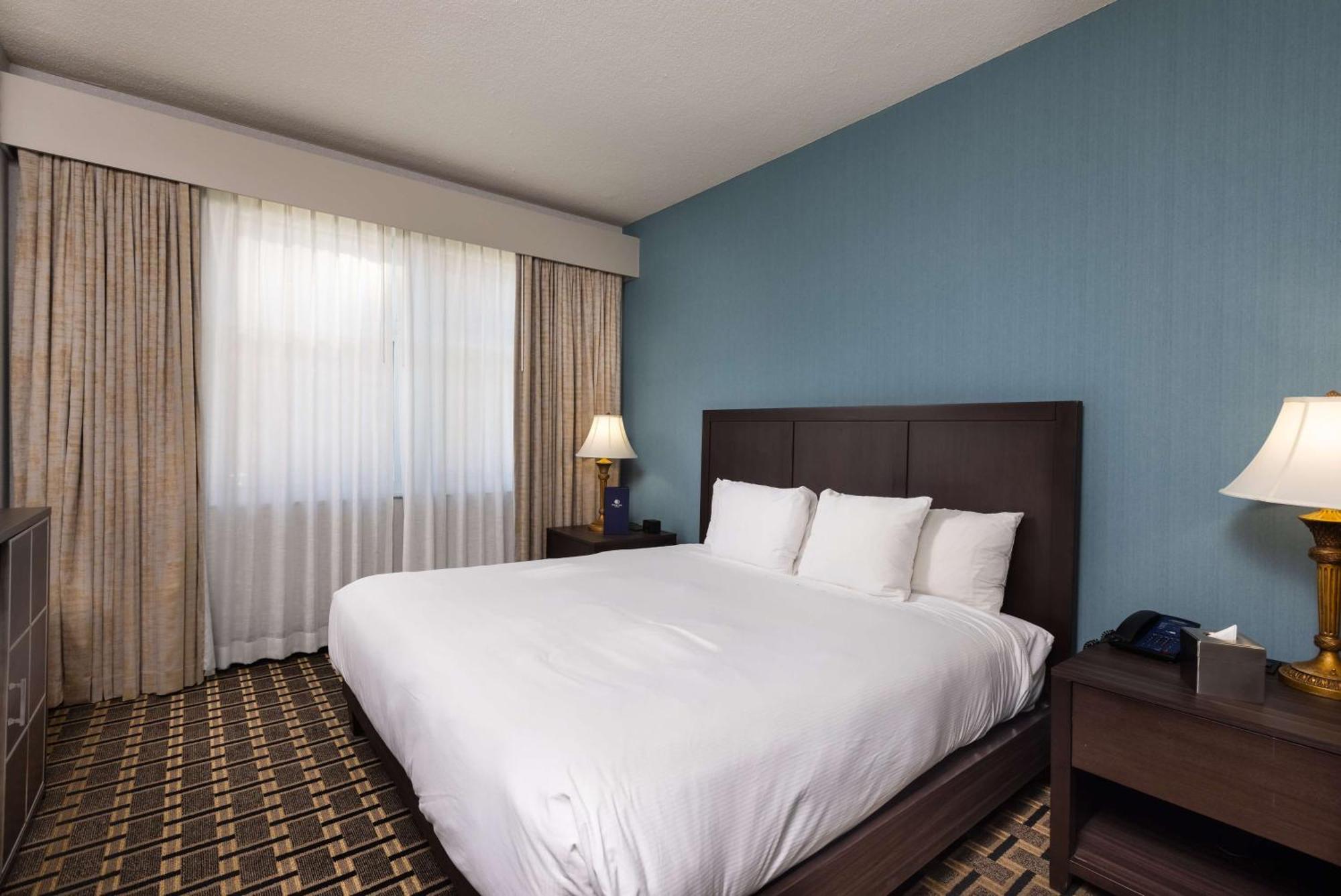 Inn At The Colonnade Baltimore - A Doubletree By Hilton Hotel Bagian luar foto